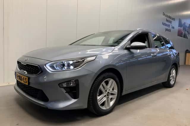 Kia Ceed (2021) thumbnail 16