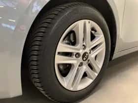 Kia Ceed (2021) thumbnail 22