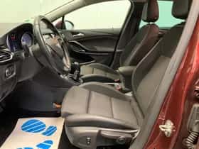 Opel Astra (2018) thumbnail 2