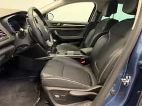 Renault Mégane (2018) thumbnail 2