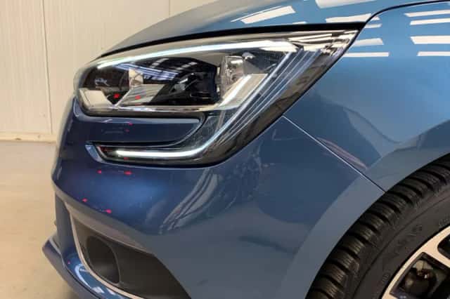 Renault Mégane (2018) thumbnail 13