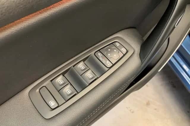 Renault Mégane (2018) thumbnail 34