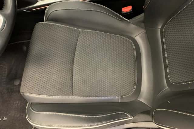 Renault Mégane (2018) thumbnail 40