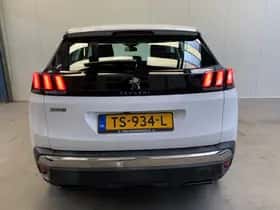 Peugeot 3008 (2018) thumbnail 41