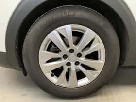 Peugeot 3008 (2018) thumbnail 8