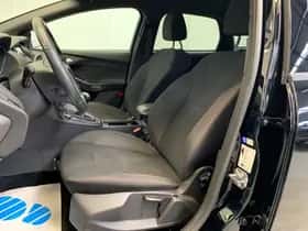 Ford Focus (2018) thumbnail 43