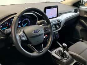 Ford Focus (2019) thumbnail 40