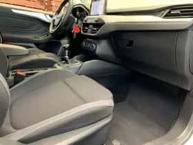 Ford Focus (2019) thumbnail 46