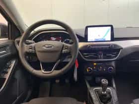Ford Focus (2020) thumbnail 4