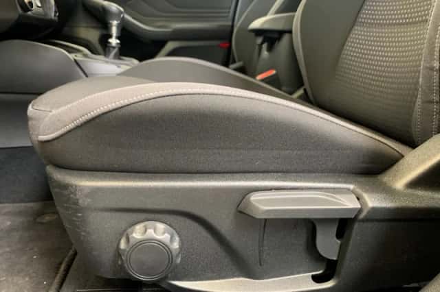 Ford Focus (2020) thumbnail 40