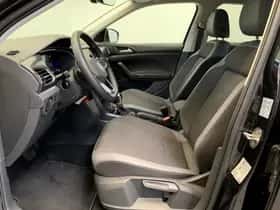 Volkswagen T-Cross (2023) thumbnail 2
