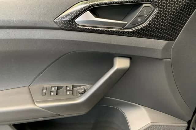 Volkswagen T-Cross (2023) thumbnail 44