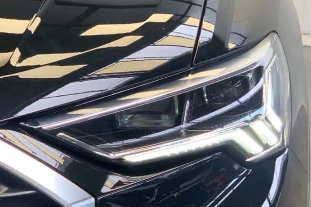 Audi Q3 (2020) thumbnail 13