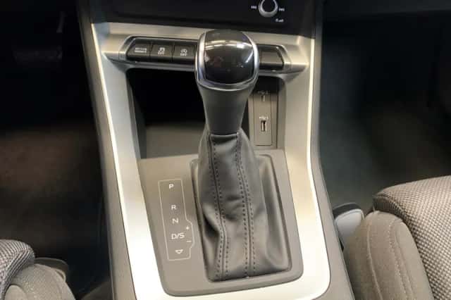 Audi Q3 (2020) thumbnail 27