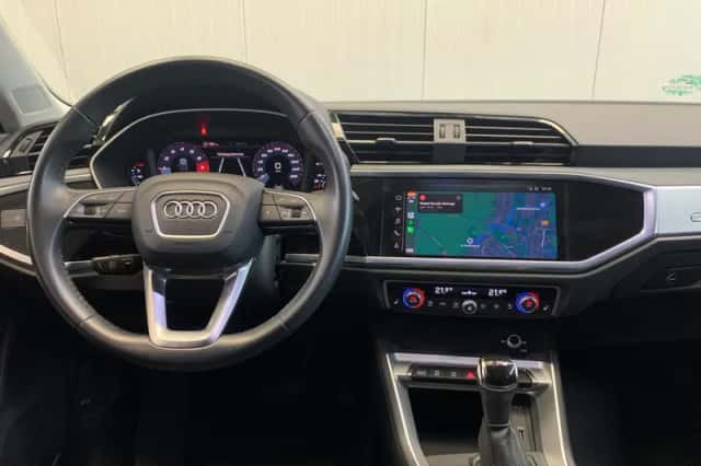 Audi Q3 (2020) thumbnail 5