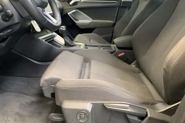 Audi Q3 (2020) thumbnail 42
