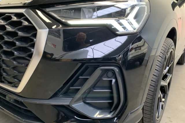 Audi Q3 (2020) thumbnail 12