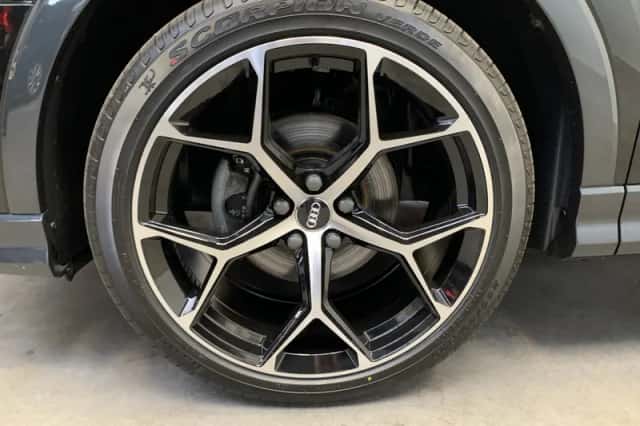 Audi Q3 (2020) thumbnail 9
