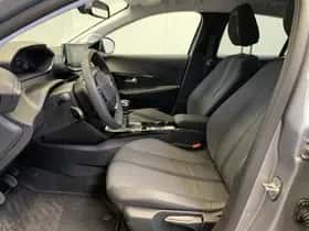 Peugeot 208 (2023) thumbnail 2