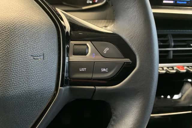 Peugeot 208 (2023) thumbnail 19