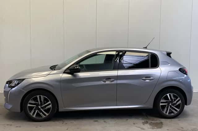 Peugeot 208 (2023) thumbnail 3