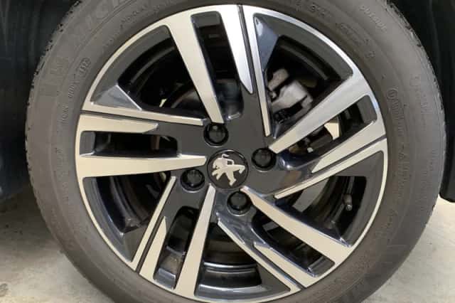 Peugeot 208 (2023) thumbnail 7