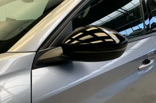 Peugeot 208 (2023) thumbnail 9