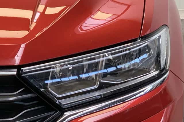 Volkswagen T-Roc (2020) thumbnail 11
