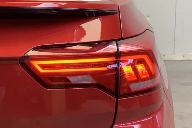 Volkswagen T-Roc (2020) thumbnail 17