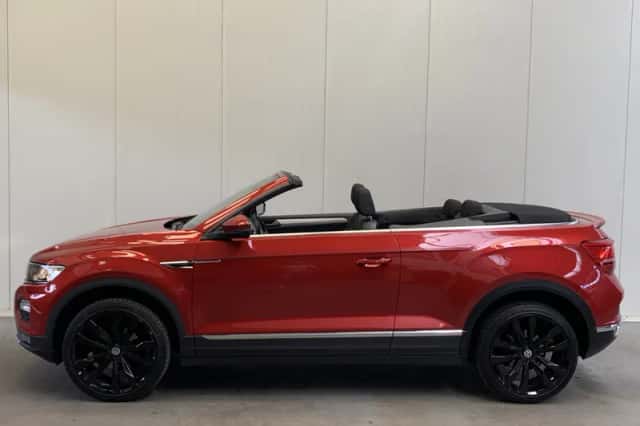 Volkswagen T-Roc (2020) thumbnail 3