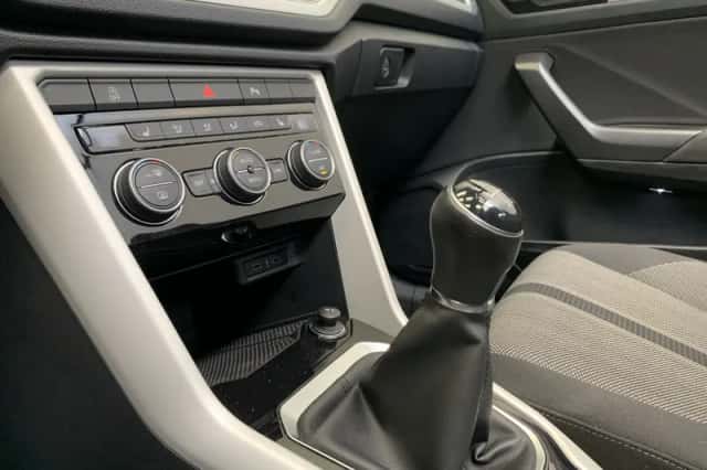 Volkswagen T-Roc (2020) thumbnail 22