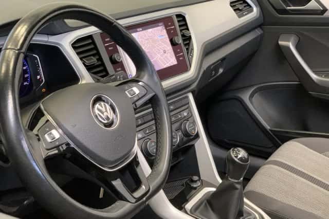 Volkswagen T-Roc (2020) thumbnail 32