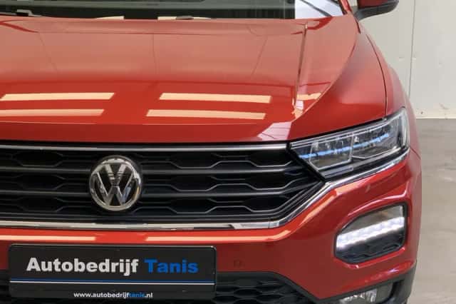 Volkswagen T-Roc (2020) thumbnail 9