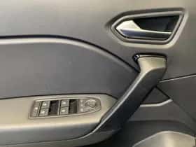Renault Captur (2024) thumbnail 29