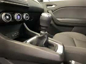 Renault Captur (2024) thumbnail 8
