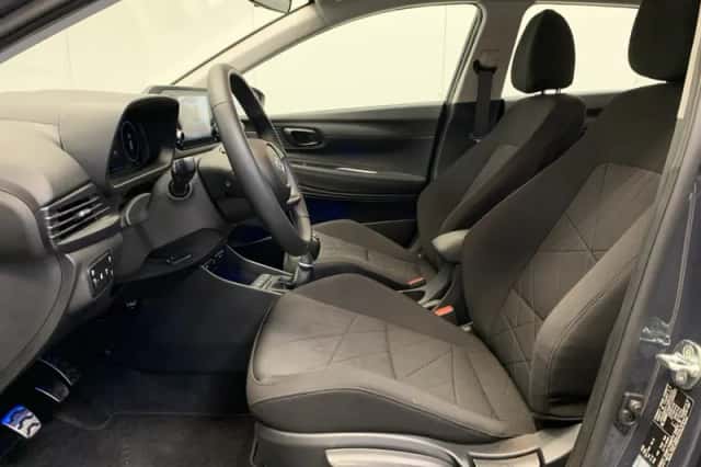 Hyundai Bayon (2023) thumbnail 2