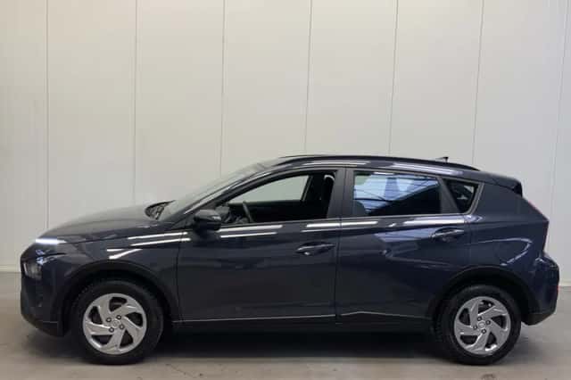 Hyundai Bayon (2023) thumbnail 3