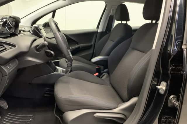 Peugeot 208 (2019) thumbnail 2