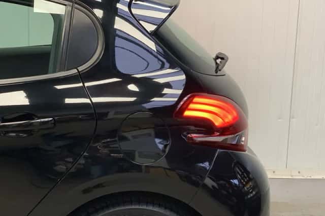 Peugeot 208 (2019) thumbnail 14