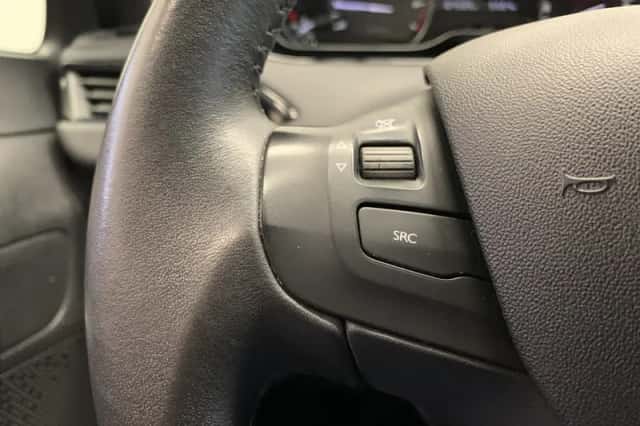 Peugeot 208 (2019) thumbnail 19