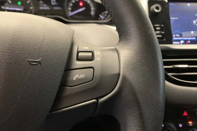 Peugeot 208 (2019) thumbnail 21