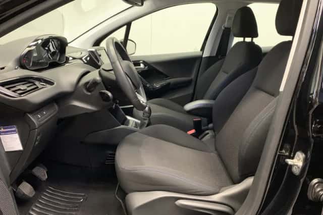 Peugeot 208 (2019) thumbnail 33