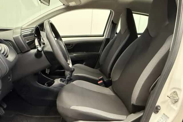 Peugeot 108 (2020) thumbnail 19