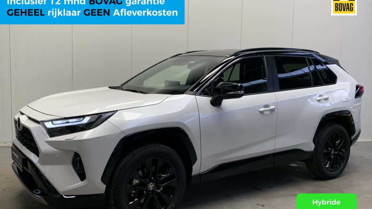Toyota RAV4 (2024) — foto 1