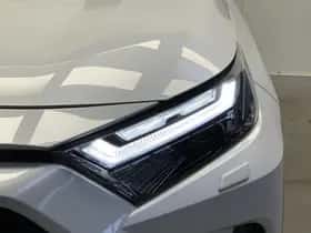 Toyota RAV4 (2024) thumbnail 11