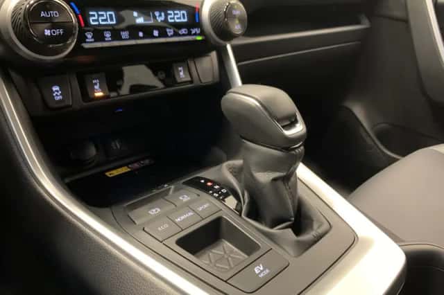 Toyota RAV4 (2024) thumbnail 19