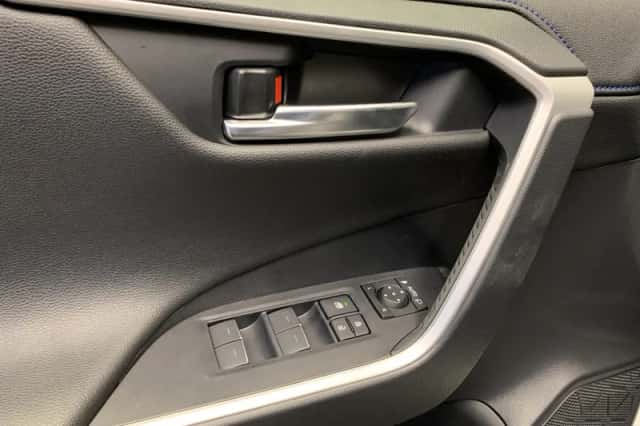Toyota RAV4 (2024) thumbnail 35