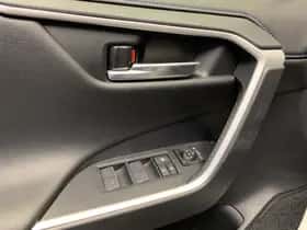Toyota RAV4 (2024) thumbnail 35