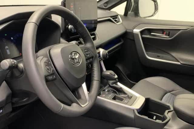 Toyota RAV4 (2024) thumbnail 36