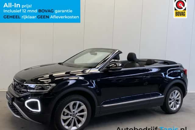Volkswagen T-Roc (2024) thumbnail 1